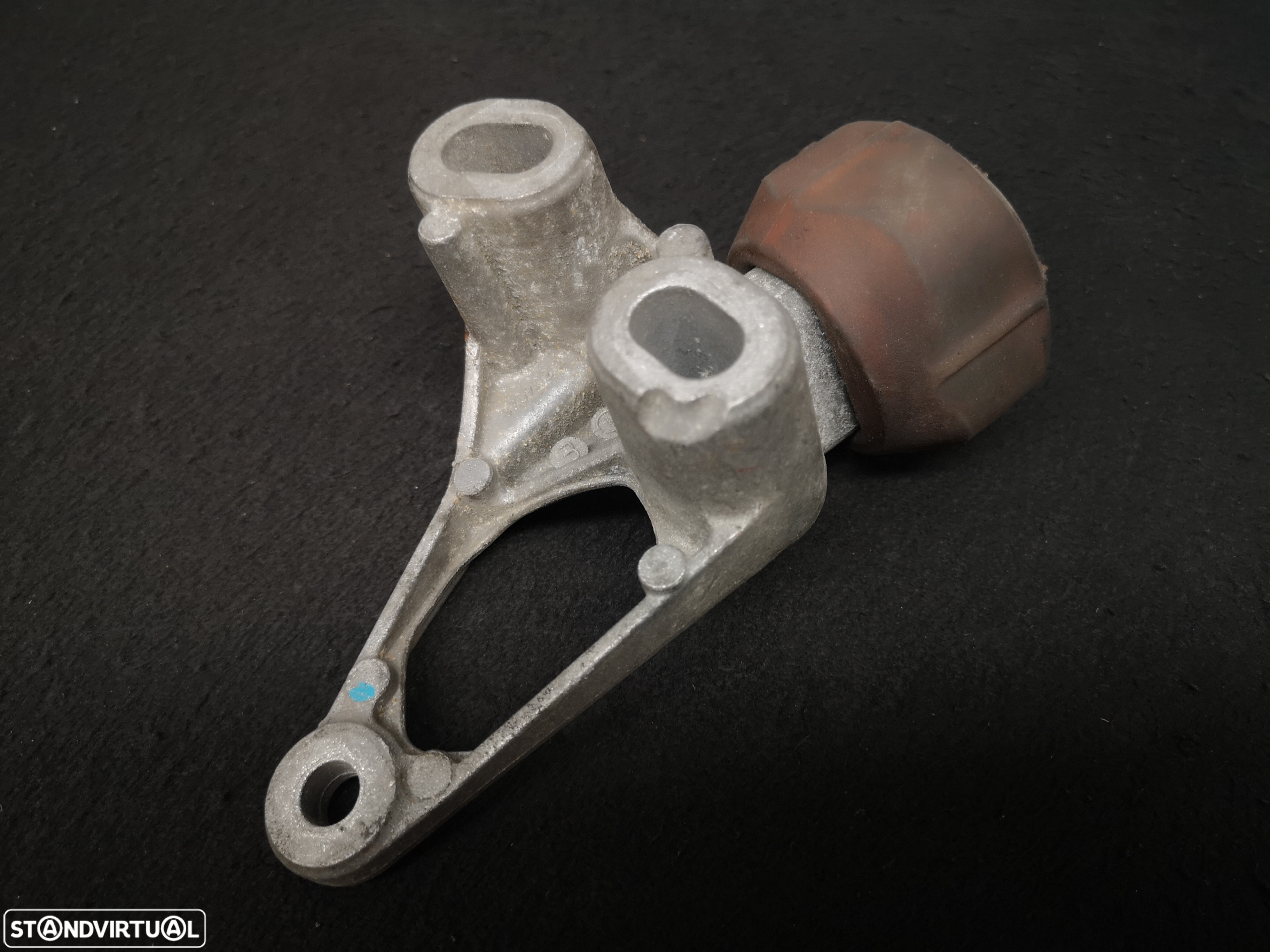 Apoio de motor audi A4 A5 B8 2008+ - 3