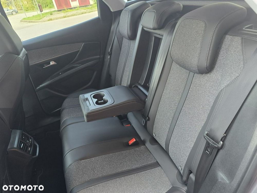 Peugeot 3008 - 27