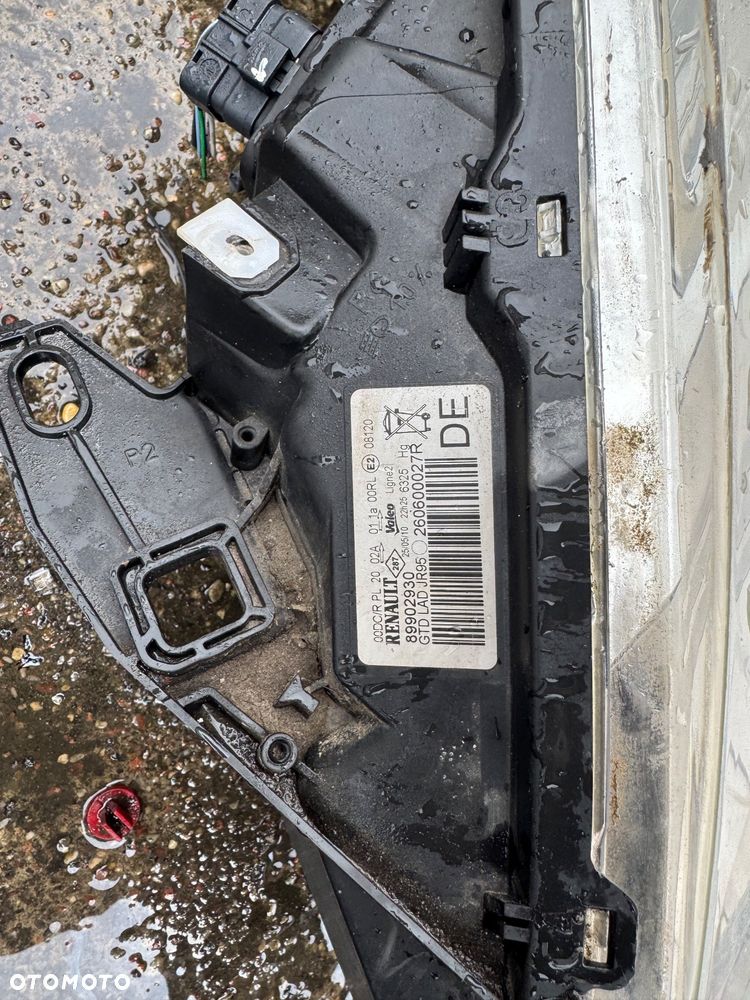 Renault grand scenic 3  grandscenic TEB66  / EA3 / Jz1V / TLALLE / SZHR / SAN513 // D22240 drzwi prawe lewe przednie tylne tył przód kompletny przód grand Scenic 3 szary ciemny drzwi prawe lewe lusterko składane zderzak tył tylni klapa bagażnika klapa tył lampy tył tylnie prawa lewa belka tylnia Podszybie kompletne osłoną słupka prawa lewa zawiasy maski prawy lewy wąż węże klimy podstawa akumulatora zbiorniczek spryskiwaczy filtr powietrza belka dolna przednia na dole zbiorniczek płynu chłodzącego  Lampa prawa lewa bixenon xenon 08120 /260100027r / 89902929  błotnik przód przedni prawy lewy maska pas przedni benzyna tce 130 benzyna zderzak przód przedni pdc 4 czujniki spryski Zenona komplet - 7