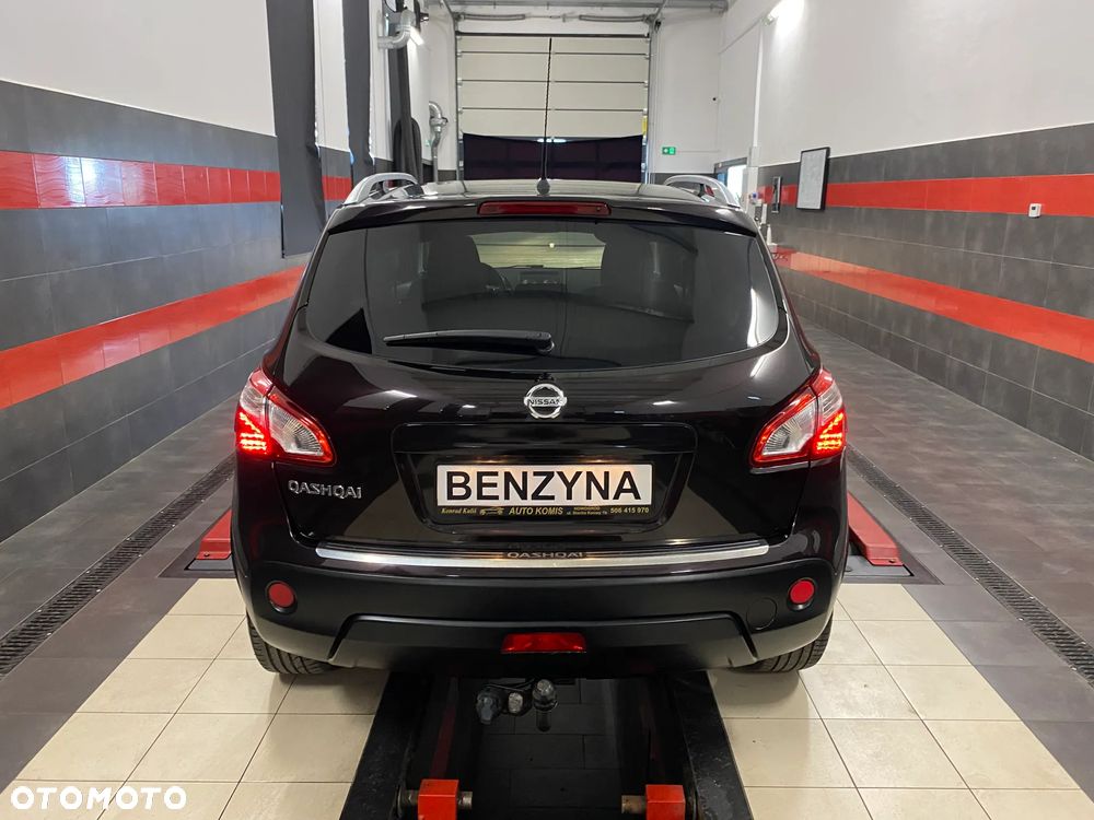Nissan Qashqai 2.0 CVT tekna - 10