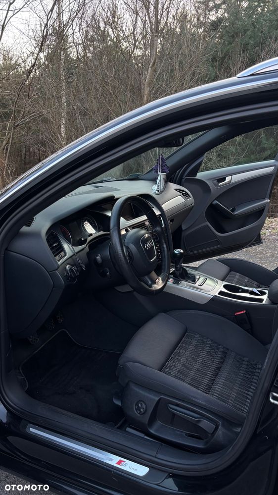 Audi A4 Avant 2.0 TDI DPF - 11