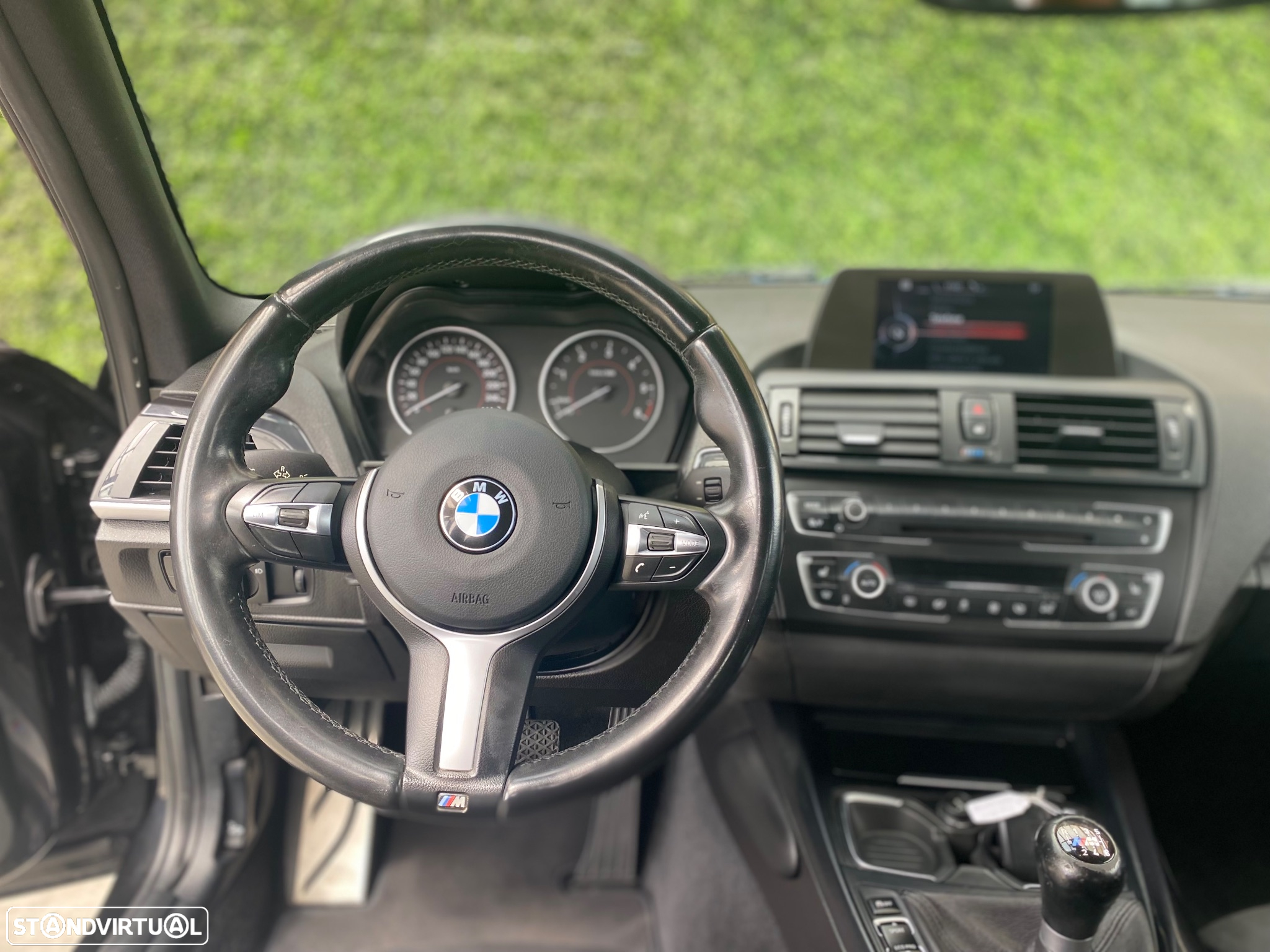 BMW 116 d Pack M - 28