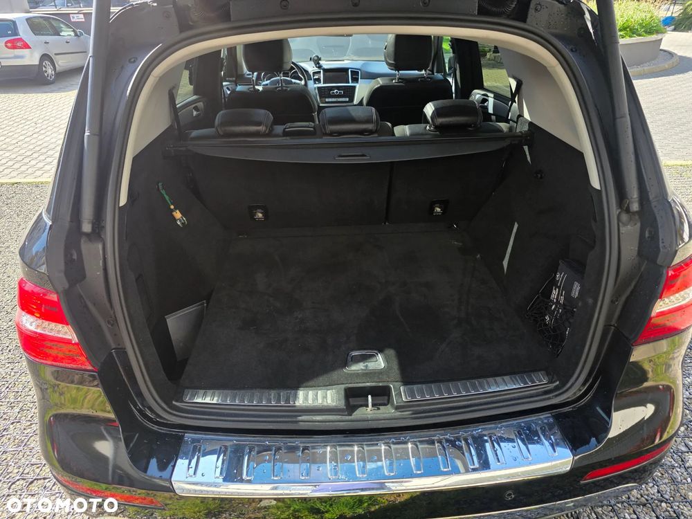Mercedes-Benz ML - 6
