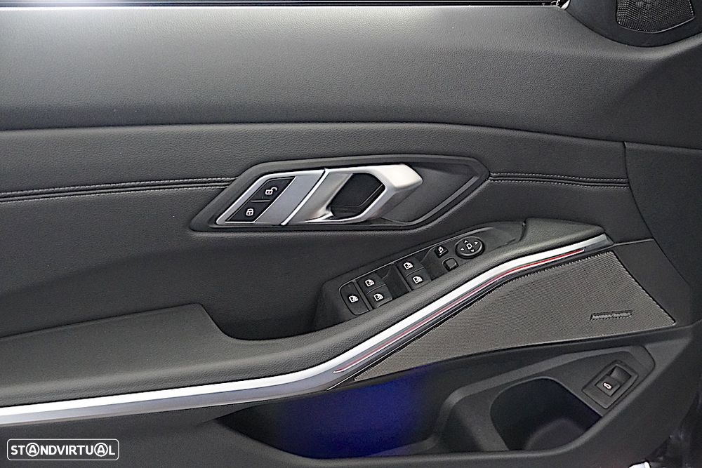 BMW 320 d Pack M Auto - 3