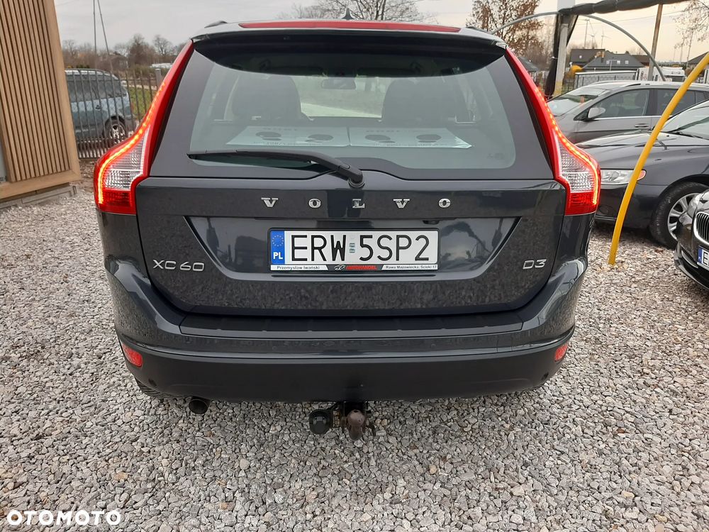 Volvo XC 60 D3 Geartronic Momentum - 9