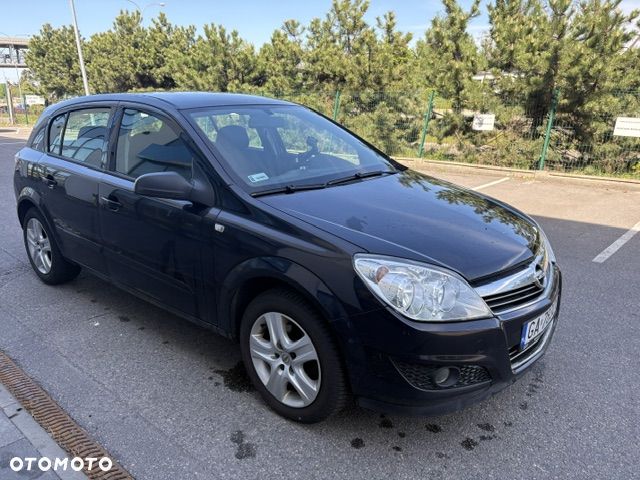 Opel Astra 1.6 Enjoy - 4