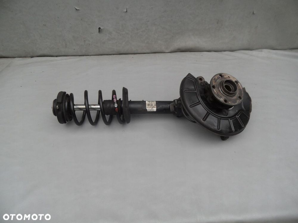 MCPERSON MCPHERSON ZWROTNICA PRAWY PRZÓD AUDI A3 8P