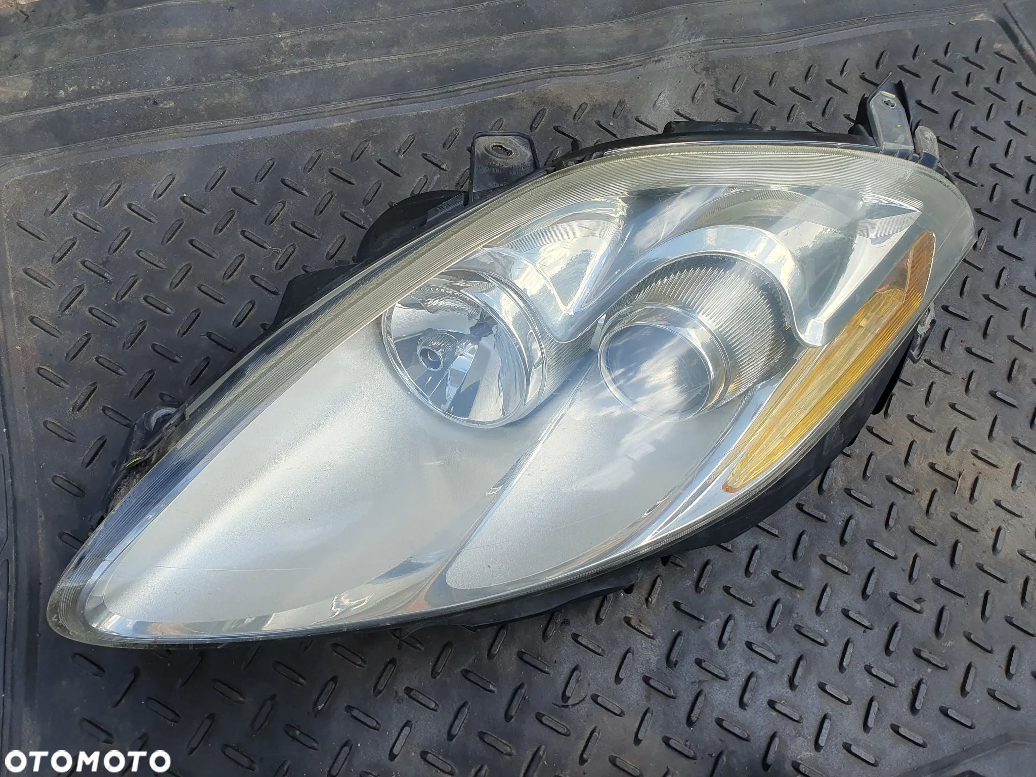 REFLEKTOR LEWY PRZÓD FIAT BRAVO II 51757538 LAMPA EUROPA POSIADAM 2SZT - 1