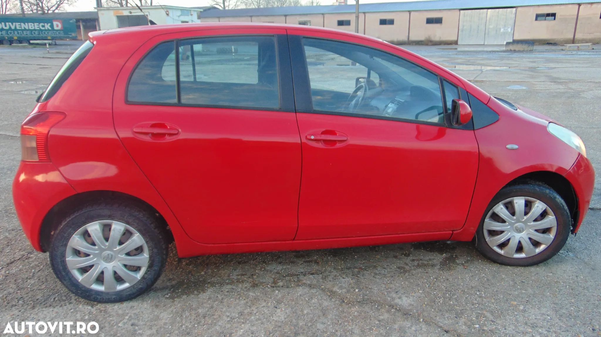 Usi Toyota Yaris 2005-2010 hatchback - 1