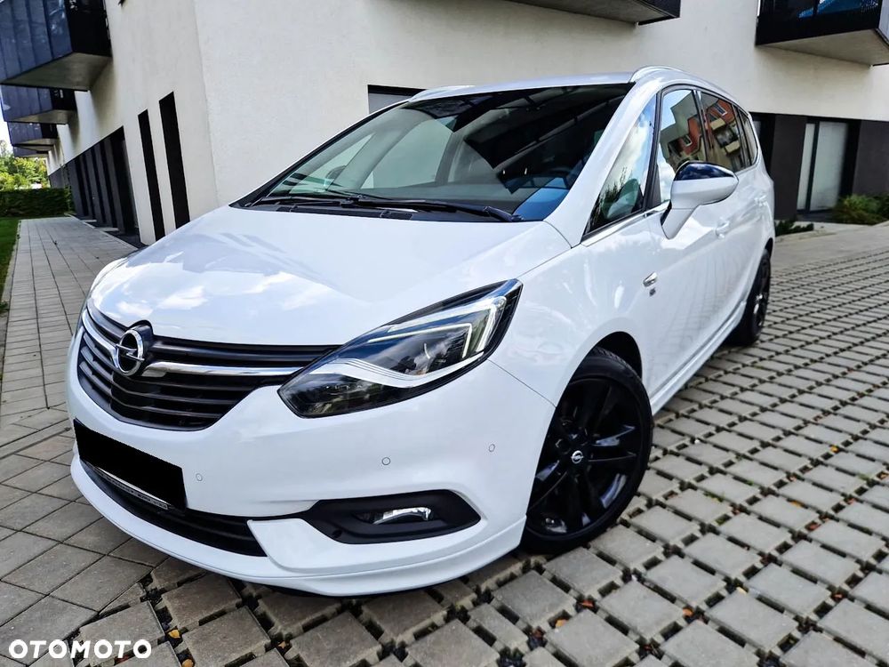 Opel Zafira Tourer 2.0 CDTI Automatik Business Innovation - 4