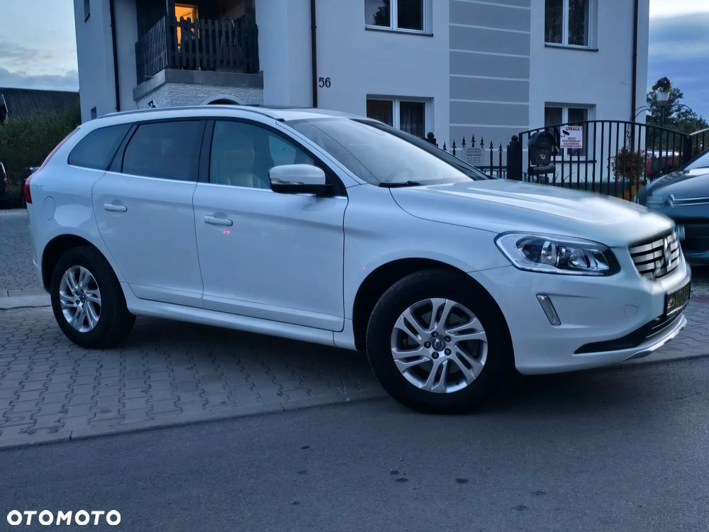 Volvo XC 60 T5 Geartronic Summum - 8