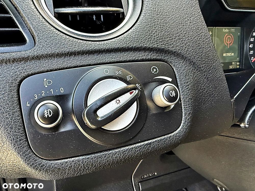 Ford S-Max 2.0 TDCi DPF Titanium - 26