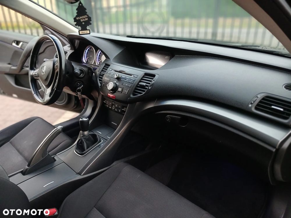 Honda Accord - 16