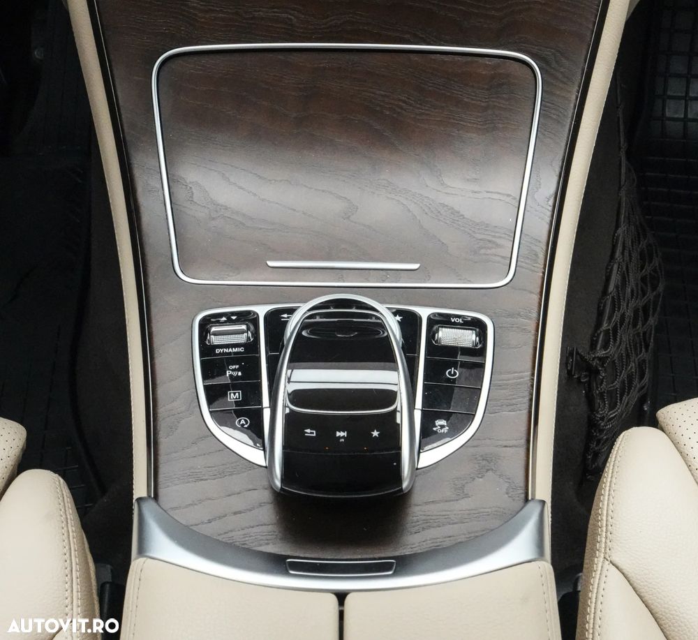 Mercedes-Benz GLC 220 d 4MATIC - 22