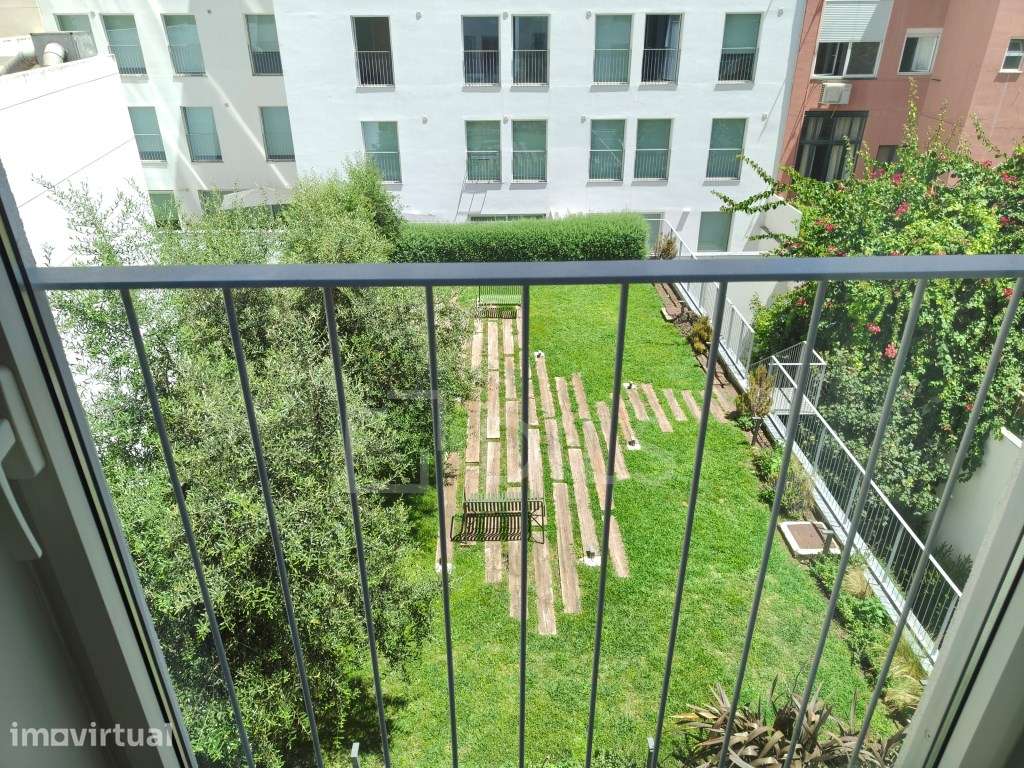 Apartamento T0 com estacionamento perto do Marquês de Pombal, Lisboa - Grande imagem: 2/21