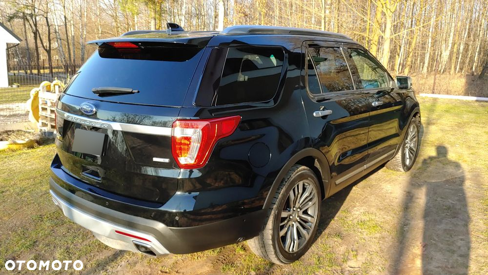 Ford Explorer - 8