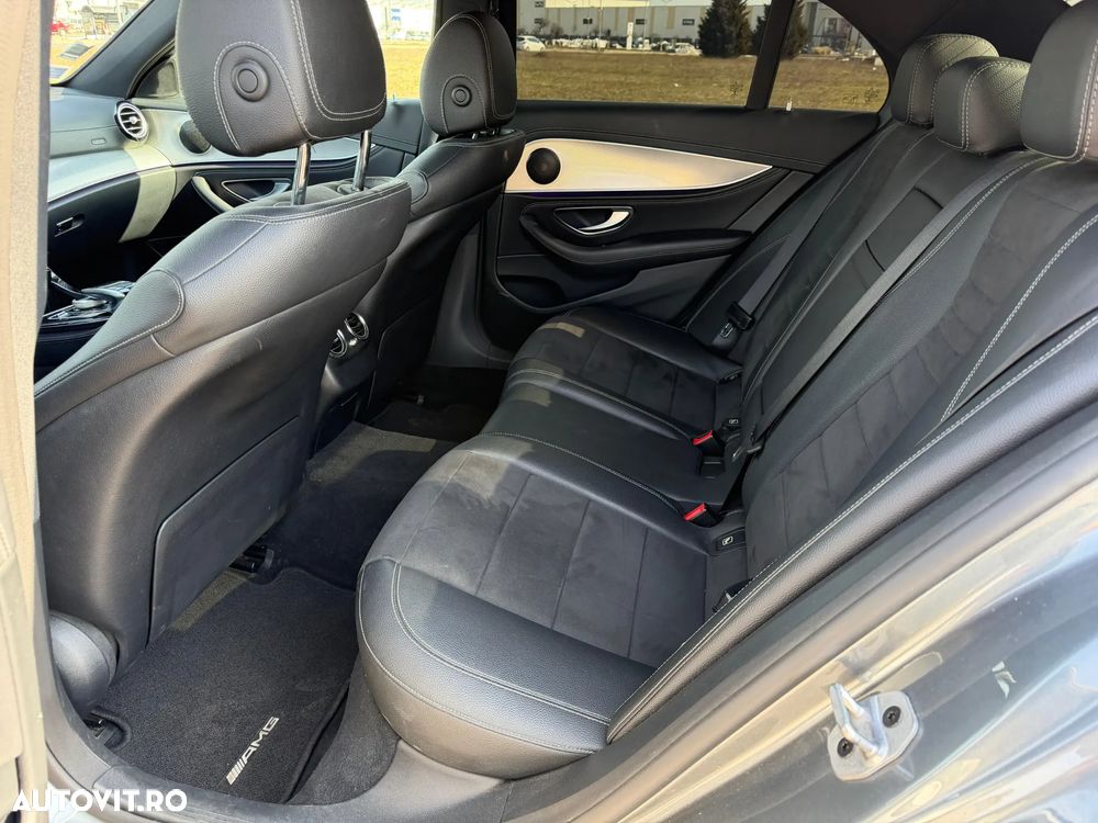 Mercedes-Benz E 350 9G-TRONIC AMG Line - 4