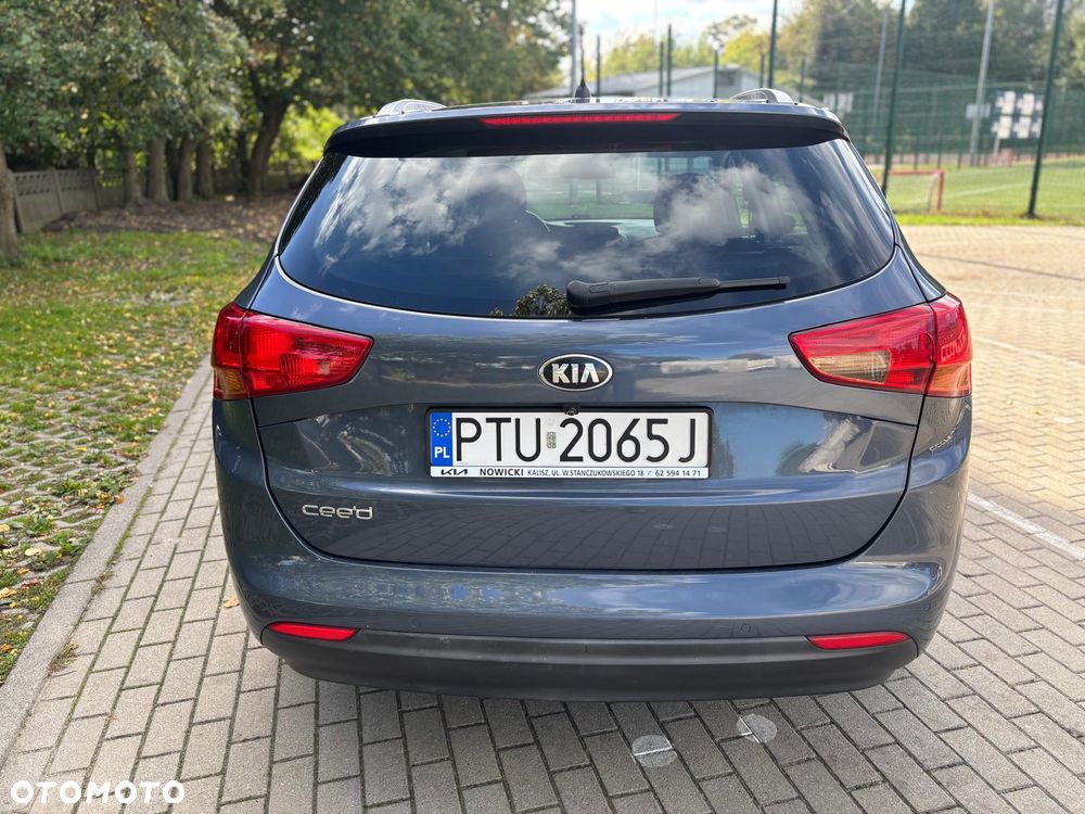 Kia Ceed 1.6 GDI L - 6