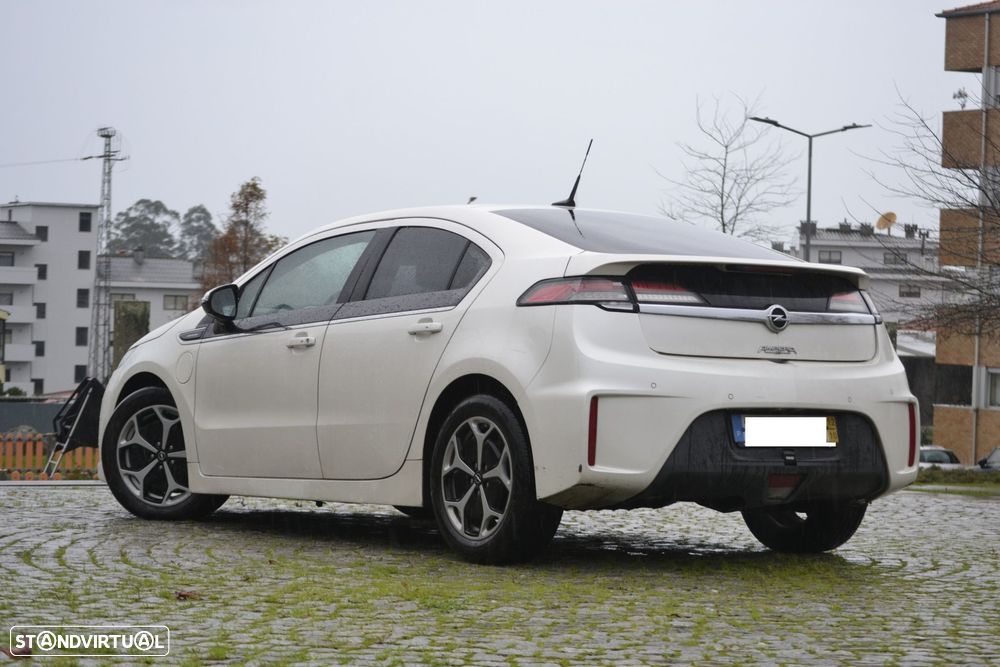 Opel Ampera - 4