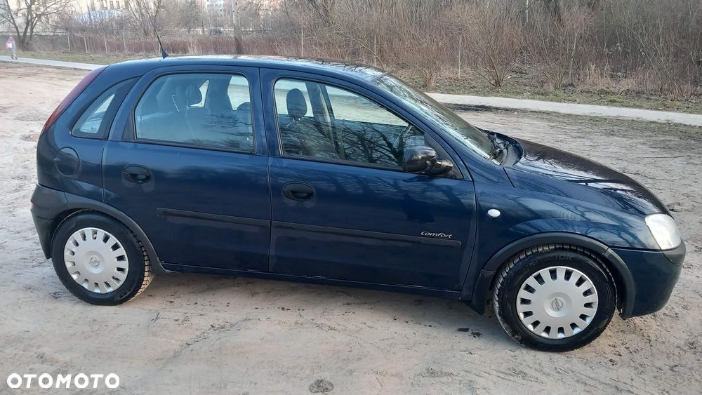 Opel Corsa 1.2 16V Comfort - 2