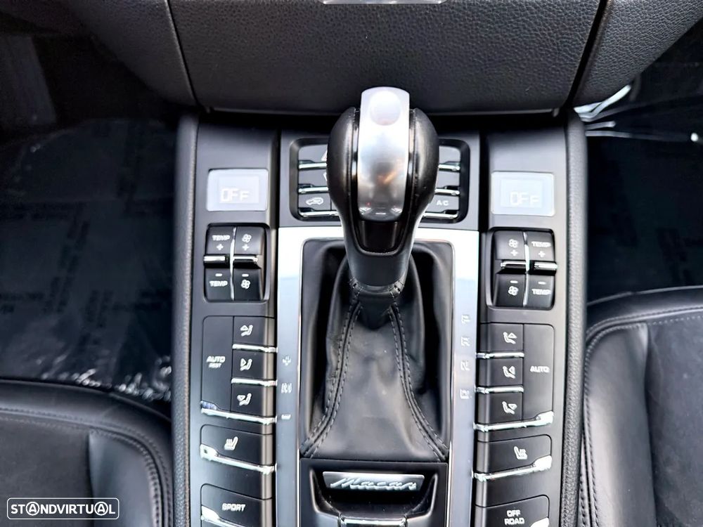 Porsche Macan GTS PDK - 18