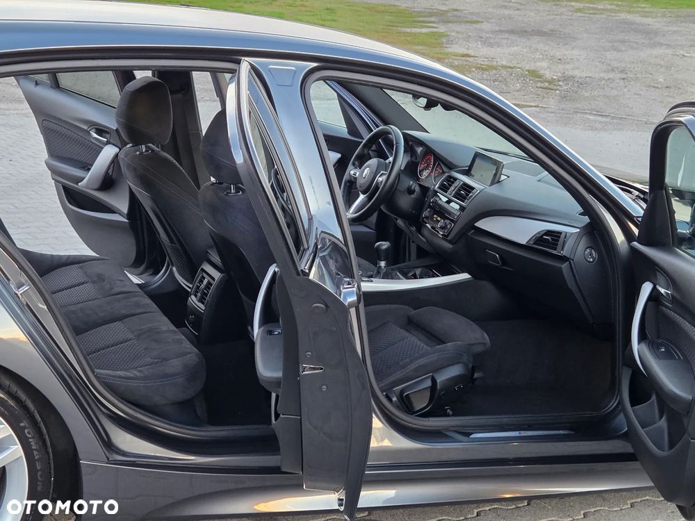BMW Seria 1 120i M Sport Shadow - 19