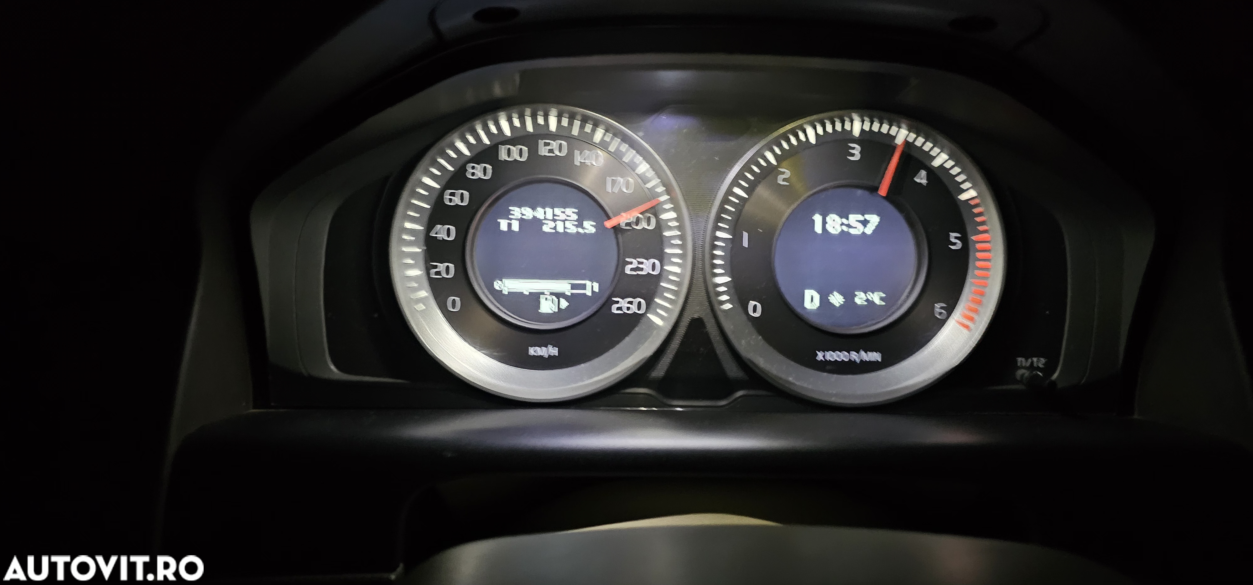 Volvo XC 60 D5 AWD Kinetic - 5