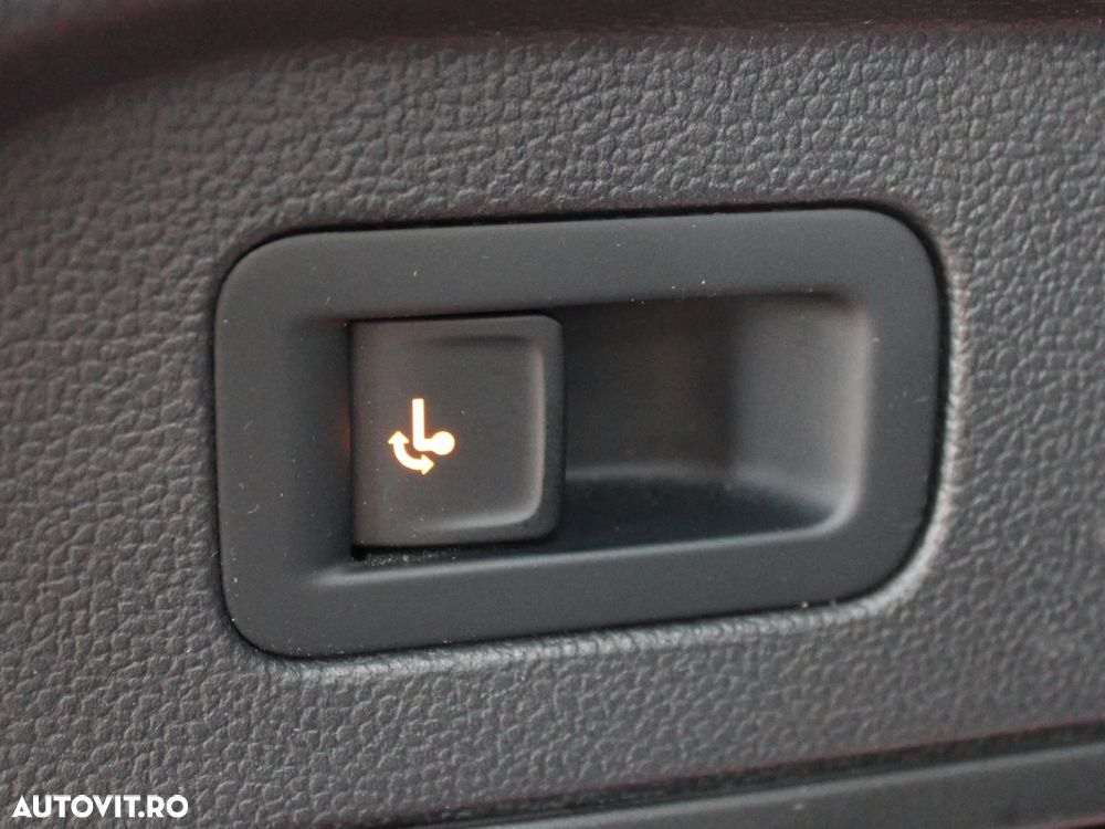 Volkswagen Tiguan - 23