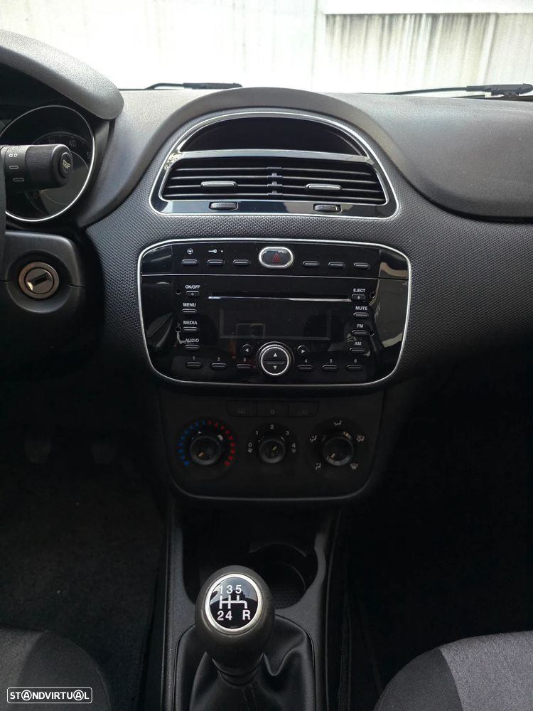 Fiat Punto 1.2 Young S&S - 37