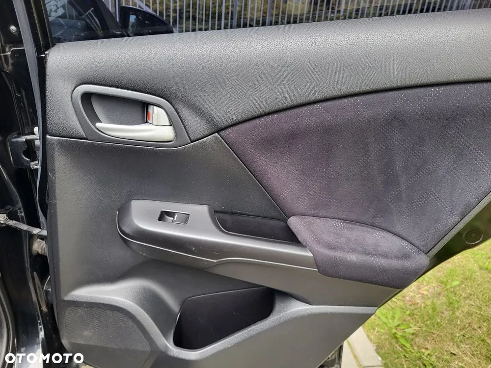 Honda Civic 2.2 CDTI Executive - 14