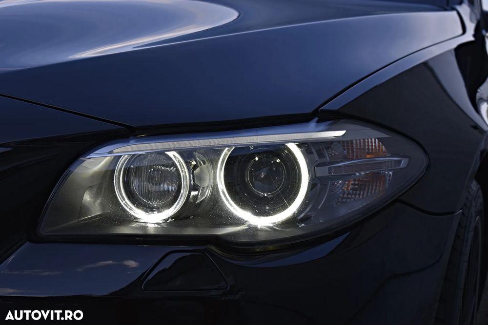BMW Seria 5 520d Aut. Luxury Line - 31