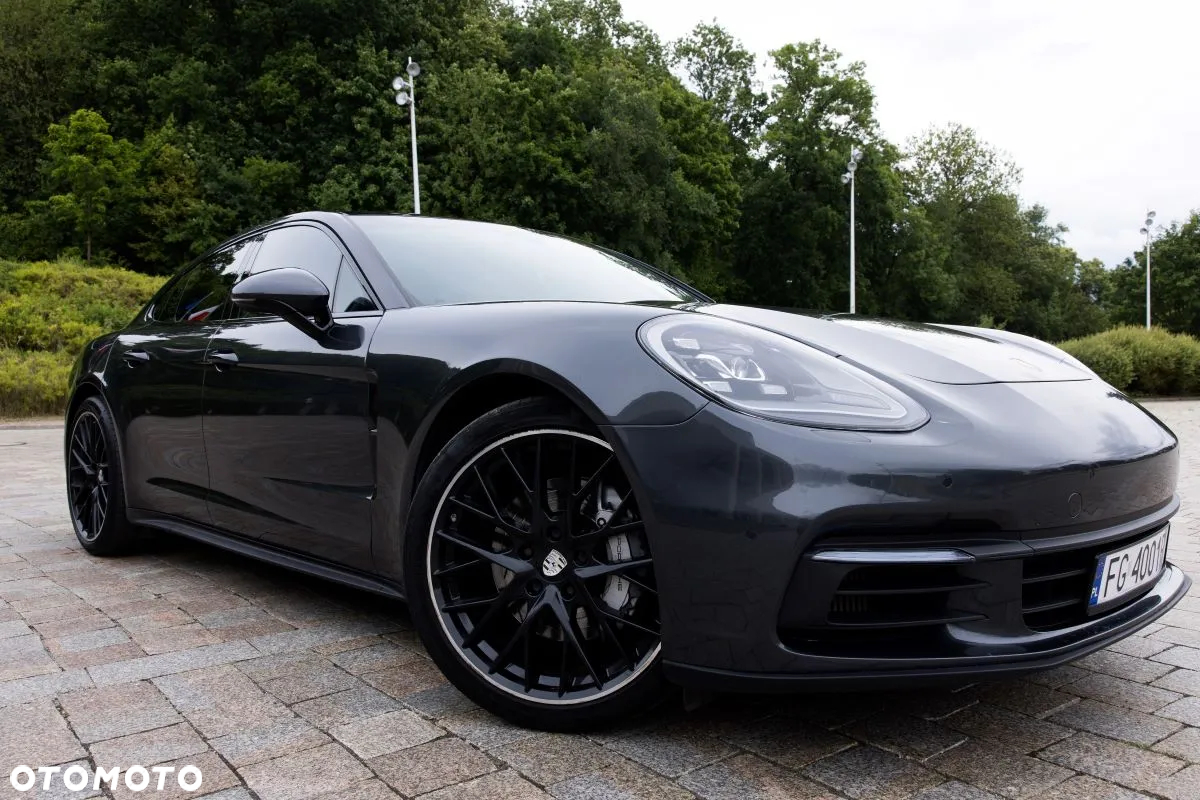 Porsche Panamera 4S - 8