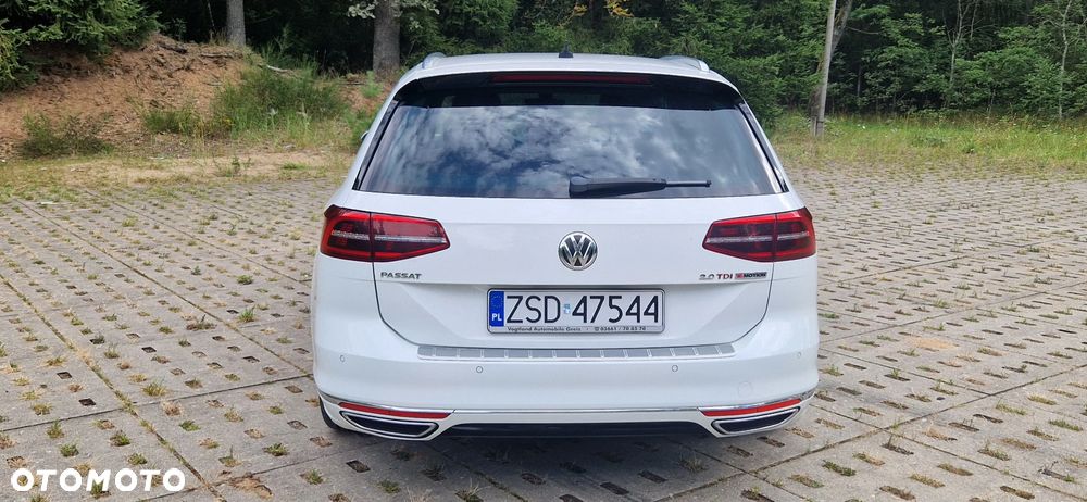 Volkswagen Passat 2.0 TDI 4Mot Elegance DSG - 4