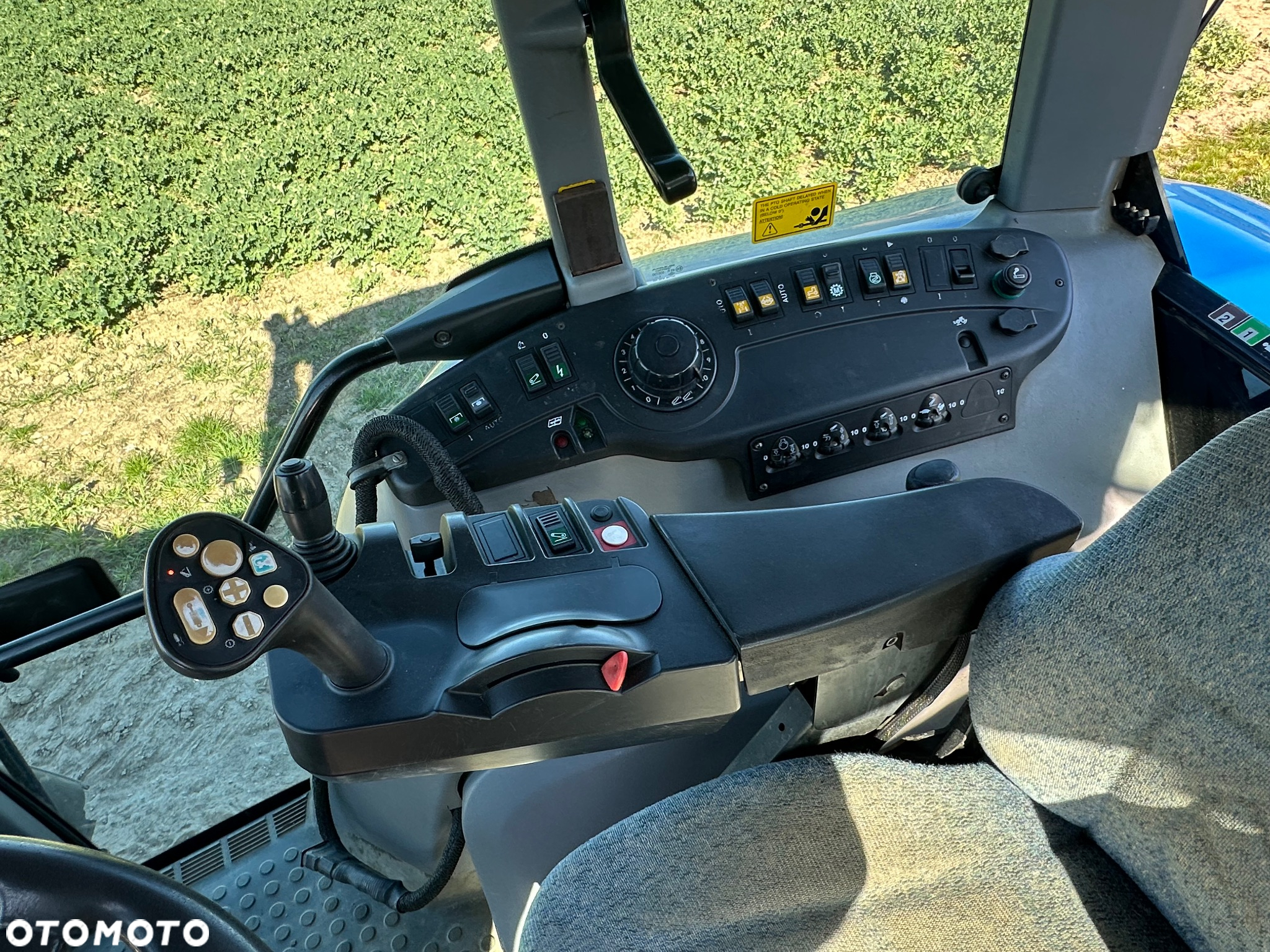 New Holland TVT 190 - 10