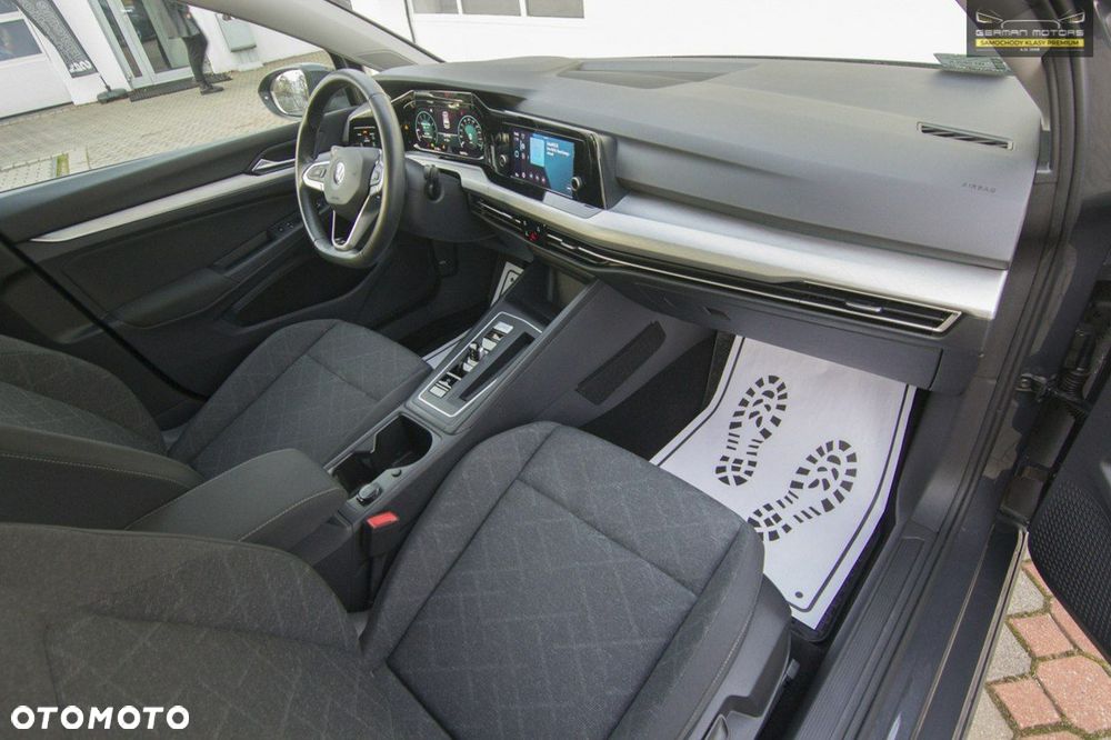 Volkswagen Golf - 26