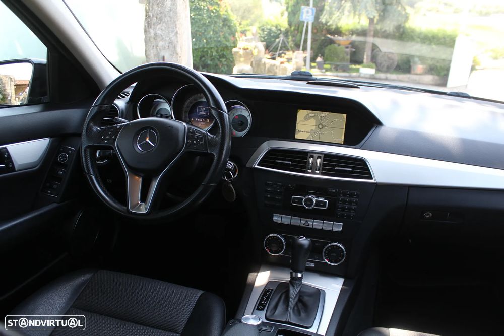Mercedes-Benz C 220 Station CDI DPF Auto BlueEFFICIENCY Avantgarde - 24