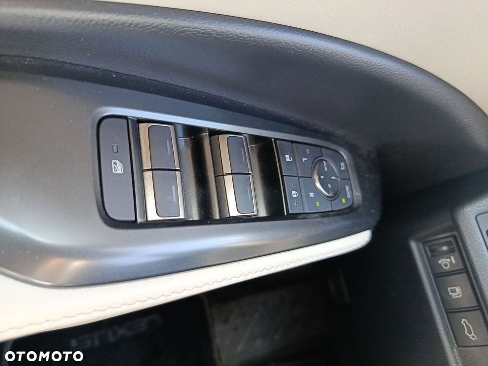 Lexus LBX 1.5 Hybrid Elegant - 20