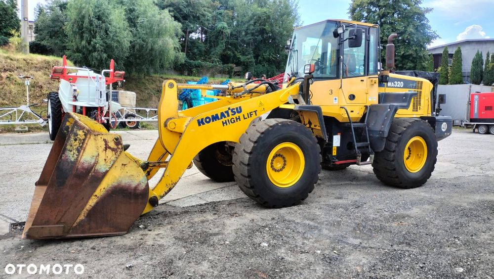Komatsu WA 320 - 6 / 16500 kg / 4,5 m zasyp / klima / centralne smarowanie - 1