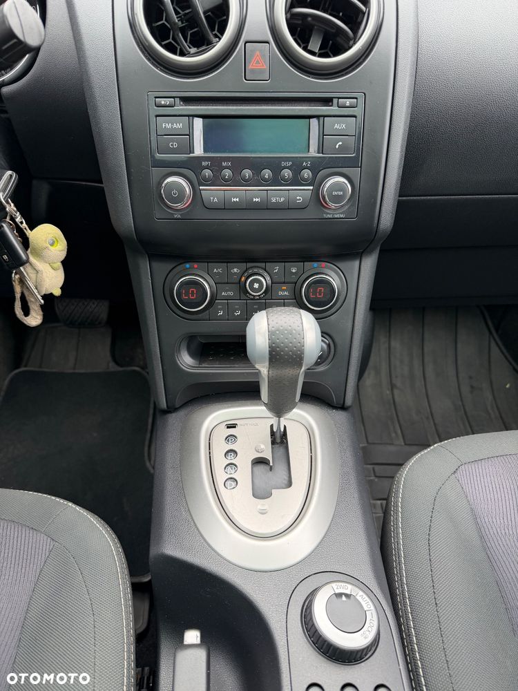 Nissan Qashqai+2 2.0 4x4 Visia CVT - 32