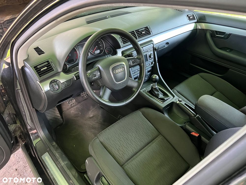 Audi A4 Avant 2.0 TDI - 5