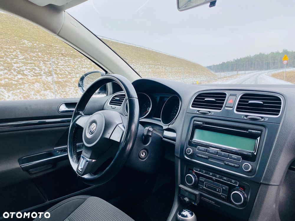 Volkswagen Golf 1.2 TSI BlueMotion Technology Comfortline - 37