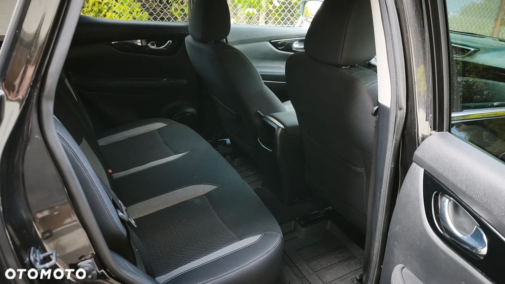 Nissan Qashqai 1.6 dCi 4x4 I-Way - 14