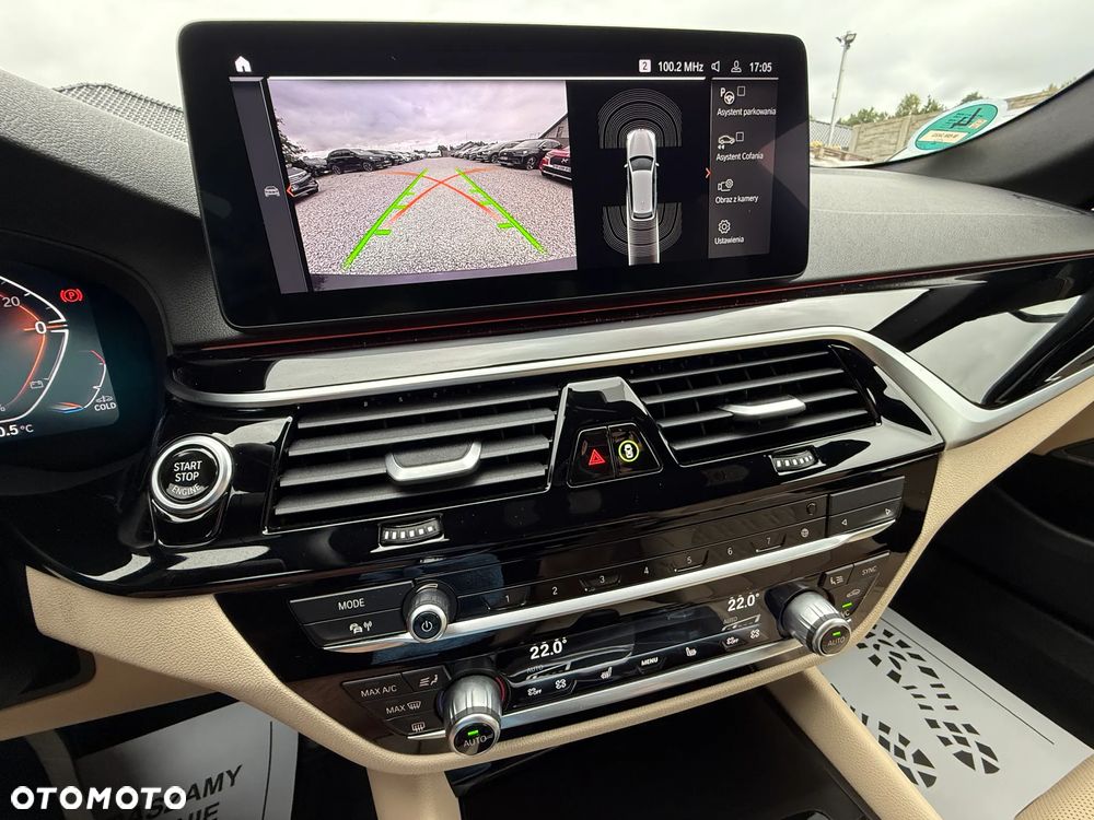 BMW Seria 5 520d Luxury Line - 36