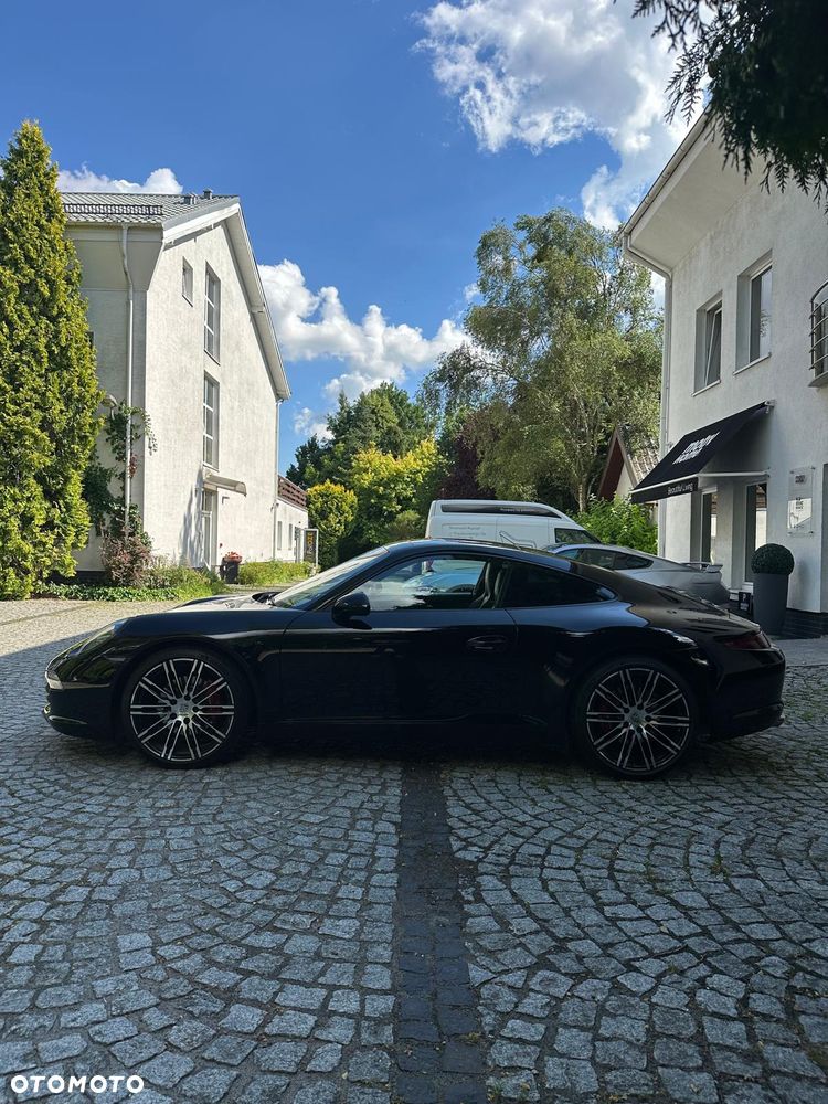 Porsche 911 Carrera PDK Black Edition - 20