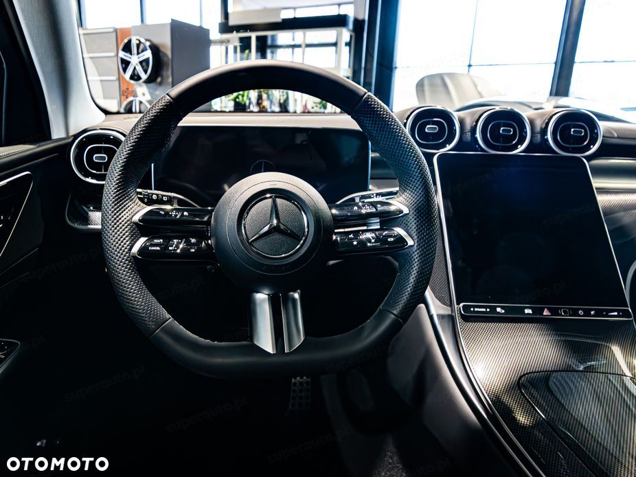 Mercedes-Benz GLC - 9