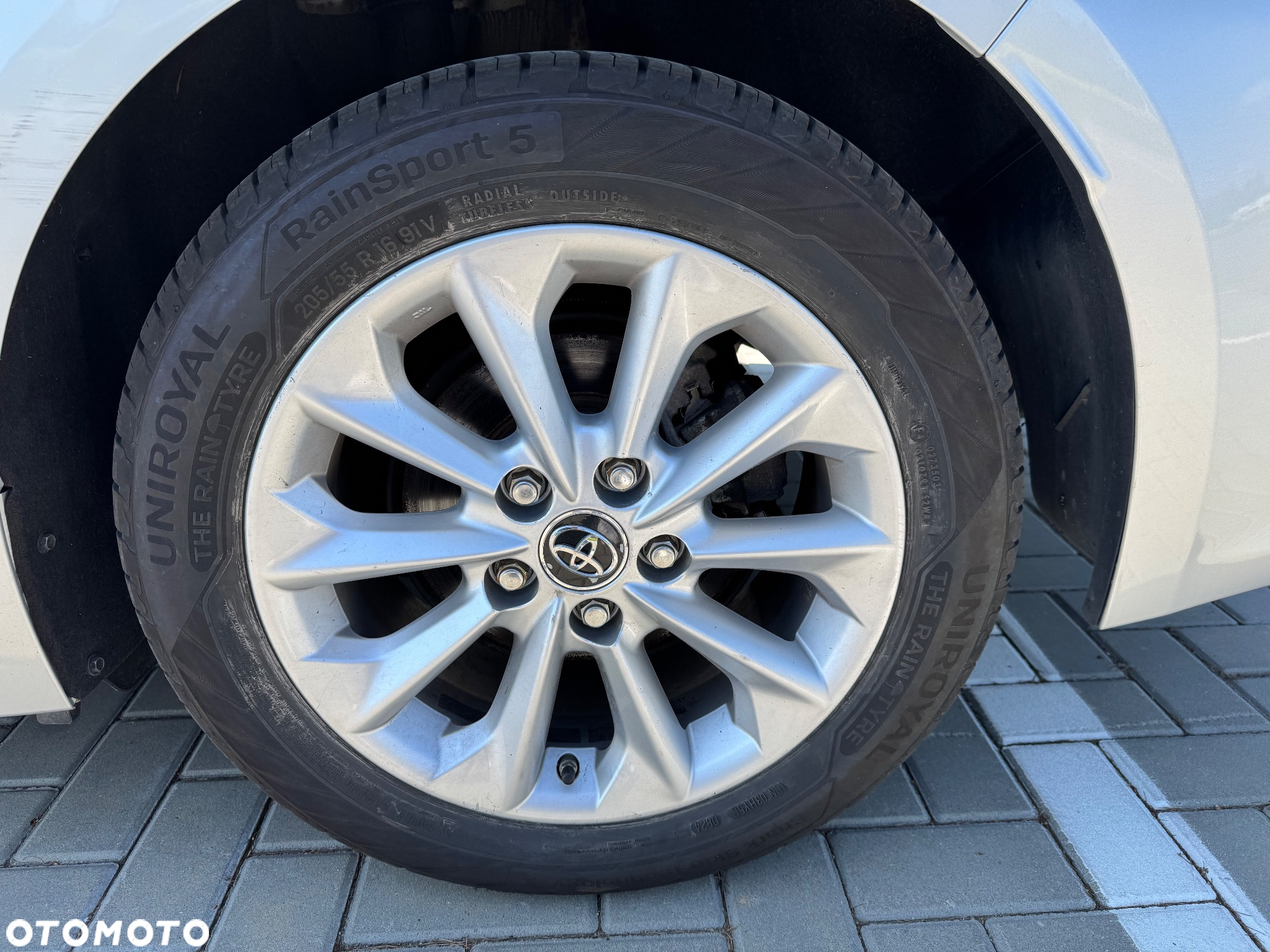 Toyota Corolla 1.6 Comfort - 32