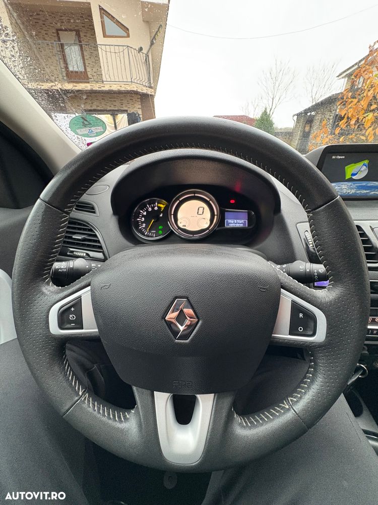 Renault Megane Grandtour ENERGY TCe 115 Start & Stopp Bose Edition - 7