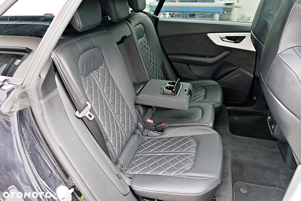 Audi Q8 50 TDI mHEV Quattro Black Edition Tiptronic - 15