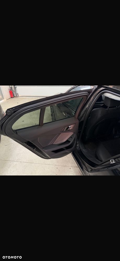 BMW Seria 1 120d Sport Line Shadow sport - 13