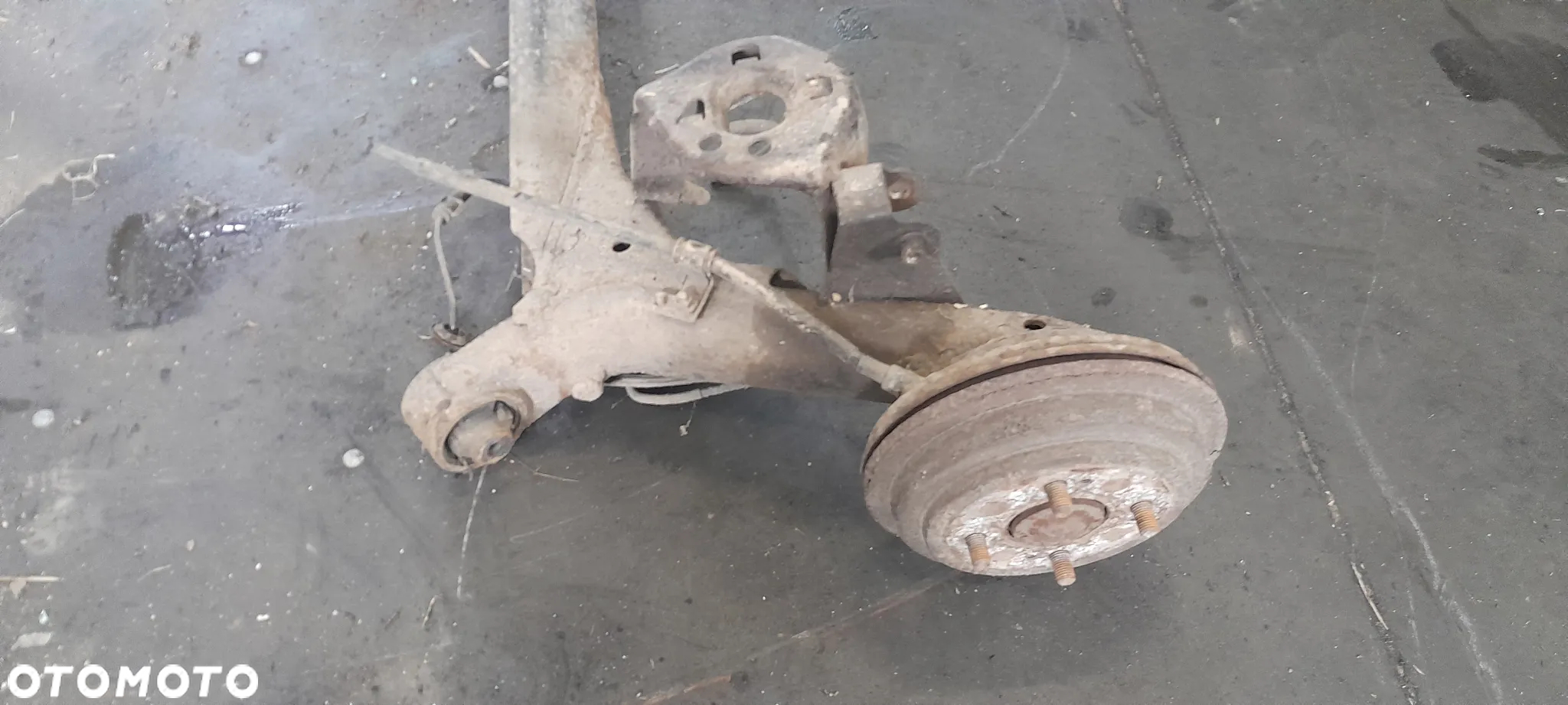 HONDA JAZZ II 1.3 BELKA TYLNA TYŁ OŚ KOMPLETNA BĘBNY ABS nr. 17/2 - 3